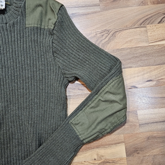Cabela’s Wool Commando Sweater Size 44 Made in England Green Military - Picture 4 of 7